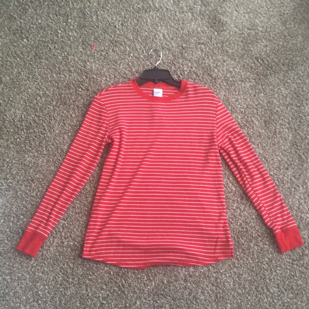 Long sleeve red and white ribbed shirt